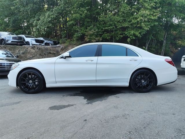 2019 Mercedes-Benz S-Class 560