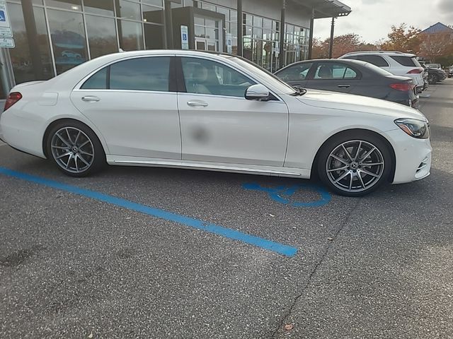 2019 Mercedes-Benz S-Class 560