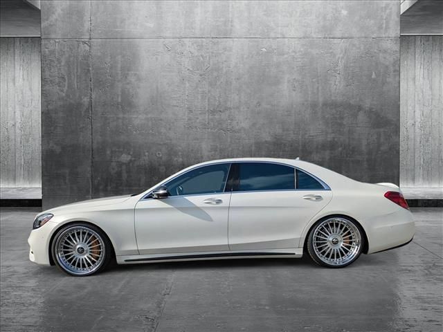 2019 Mercedes-Benz S-Class 560