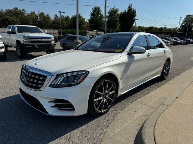 2019 Mercedes-Benz S-Class 560