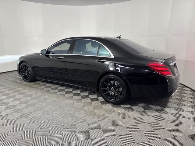 2019 Mercedes-Benz S-Class 560