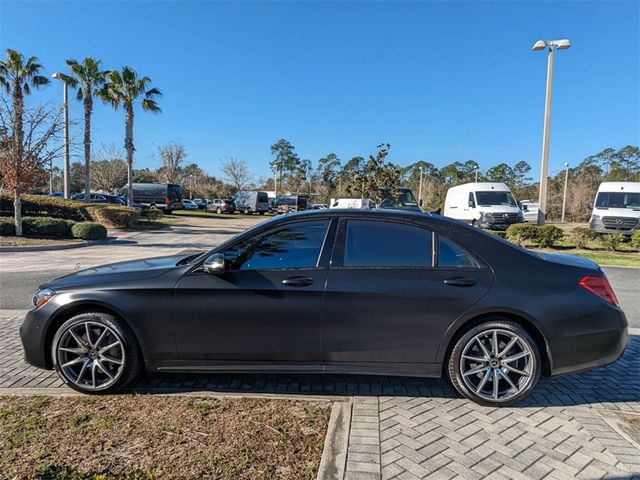 2019 Mercedes-Benz S-Class 560