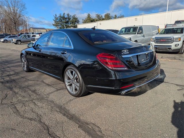 2019 Mercedes-Benz S-Class 560