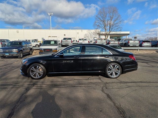 2019 Mercedes-Benz S-Class 560