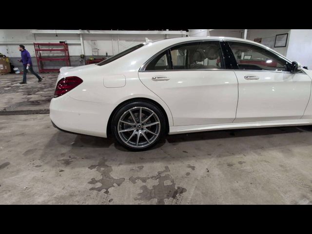 2019 Mercedes-Benz S-Class 560