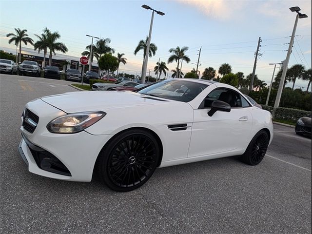 2019 Mercedes-Benz SLC 300