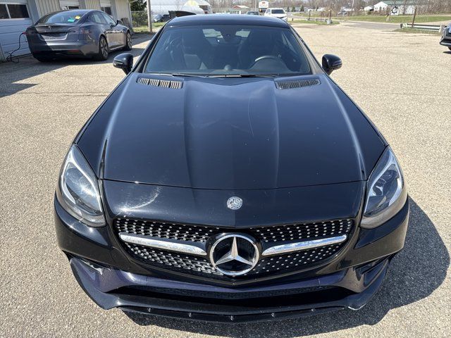 2019 Mercedes-Benz SLC 300