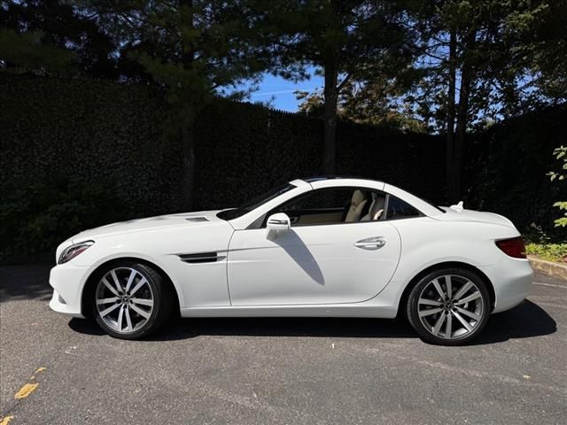 2019 Mercedes-Benz SLC 300