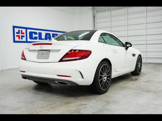 2019 Mercedes-Benz SLC 300