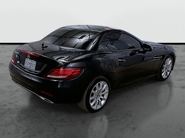 2019 Mercedes-Benz SLC 300