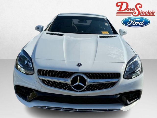 2019 Mercedes-Benz SLC 300