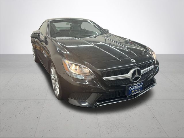 2019 Mercedes-Benz SLC 300