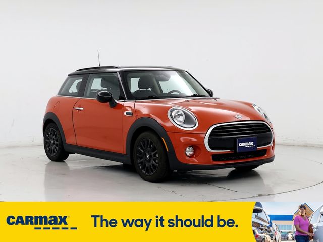 2019 MINI Cooper Hardtop Base