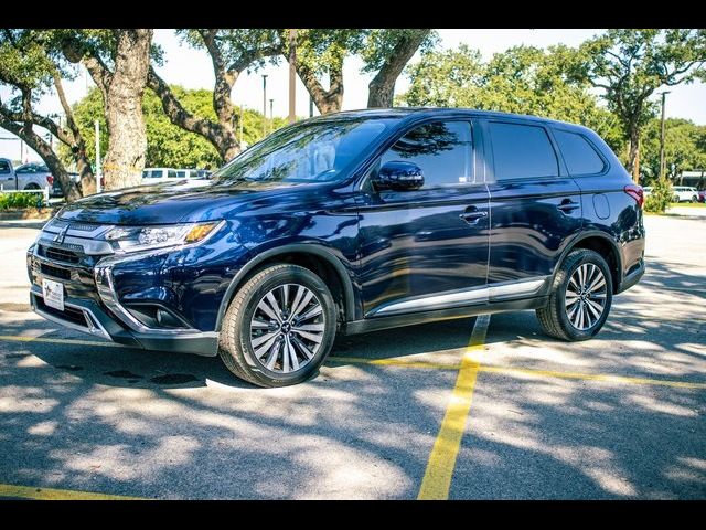 2019 Mitsubishi Outlander SE