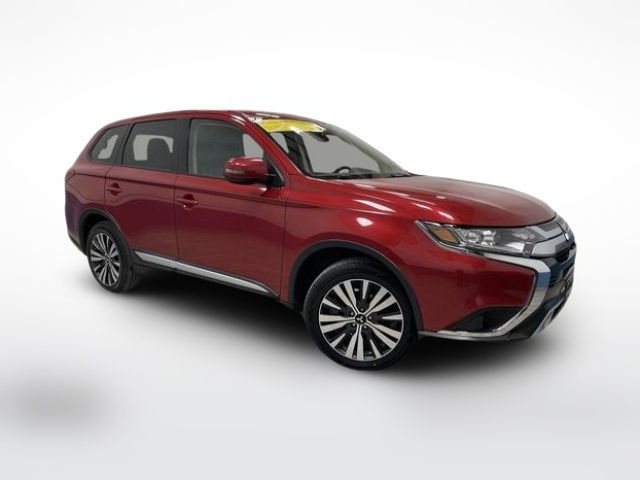 2019 Mitsubishi Outlander SE