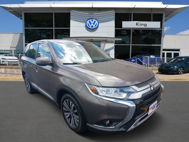 2019 Mitsubishi Outlander SE