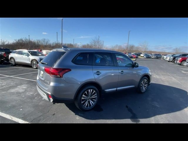 2019 Mitsubishi Outlander SE