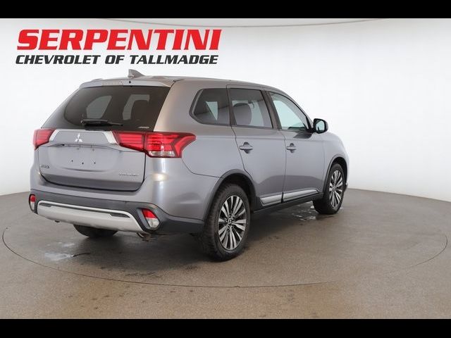 2019 Mitsubishi Outlander ES