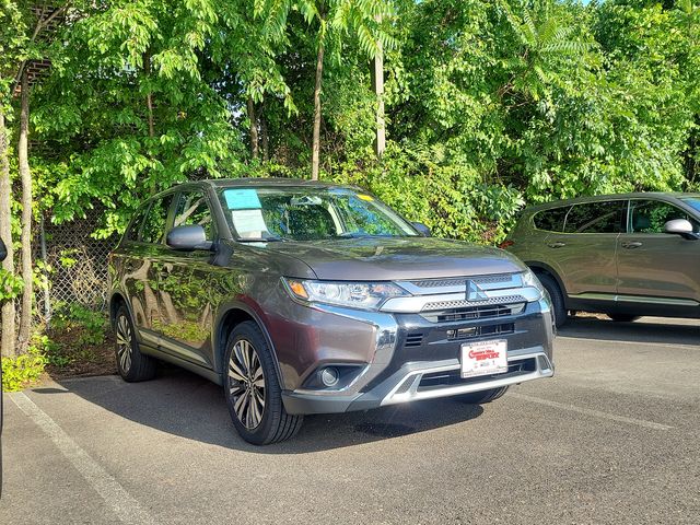 2019 Mitsubishi Outlander ES