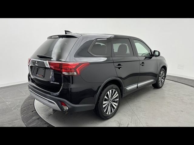 2019 Mitsubishi Outlander ES