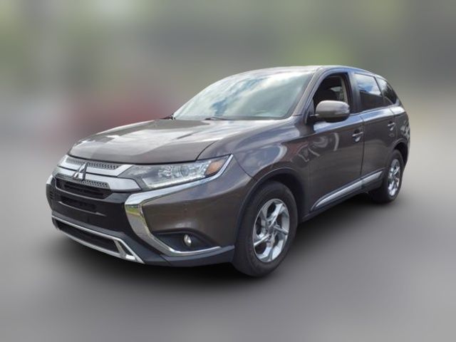 2019 Mitsubishi Outlander SE