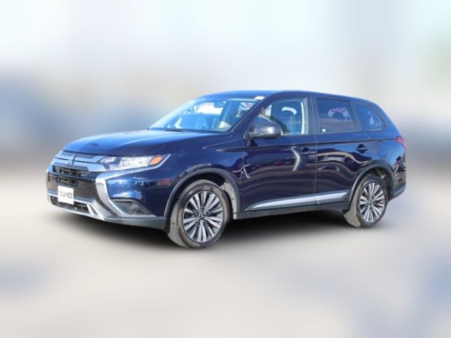 2019 Mitsubishi Outlander ES