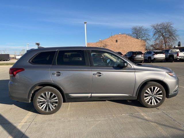 2019 Mitsubishi Outlander ES