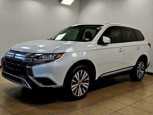 2019 Mitsubishi Outlander SE