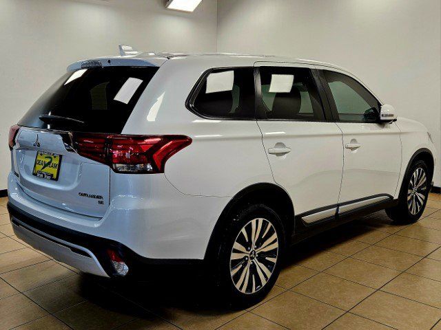 2019 Mitsubishi Outlander SE