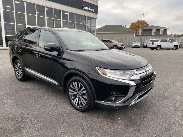 2019 Mitsubishi Outlander SE