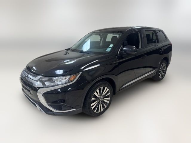 2019 Mitsubishi Outlander ES