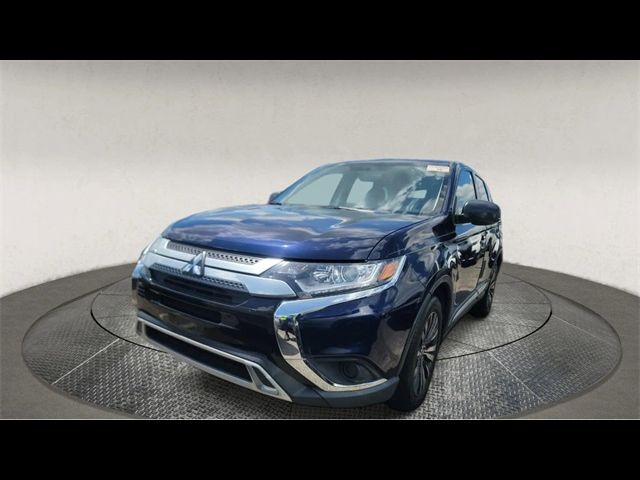 2019 Mitsubishi Outlander ES