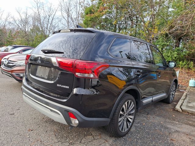 2019 Mitsubishi Outlander ES