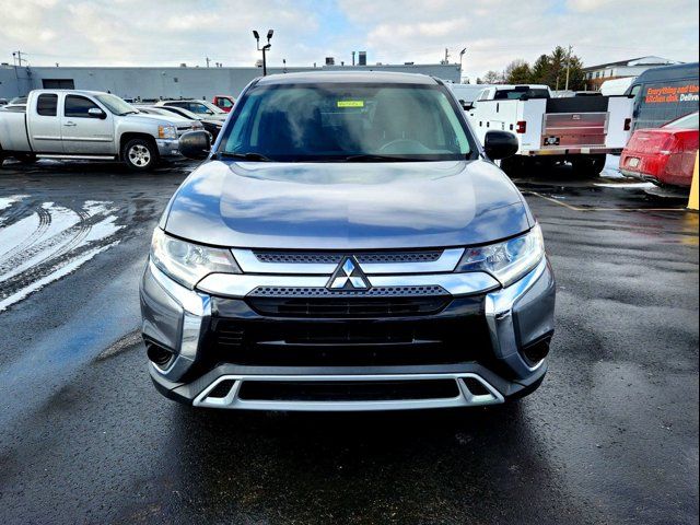 2019 Mitsubishi Outlander ES