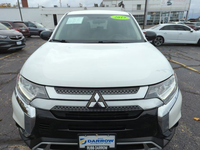 2019 Mitsubishi Outlander ES