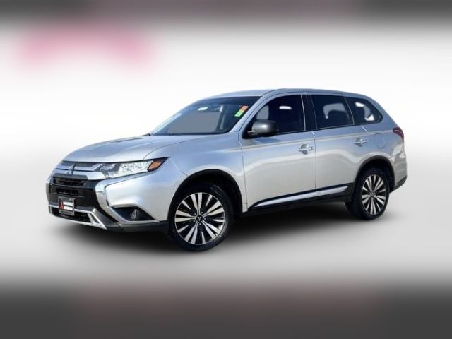 2019 Mitsubishi Outlander ES