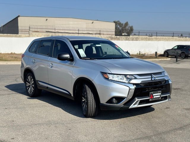 2019 Mitsubishi Outlander ES