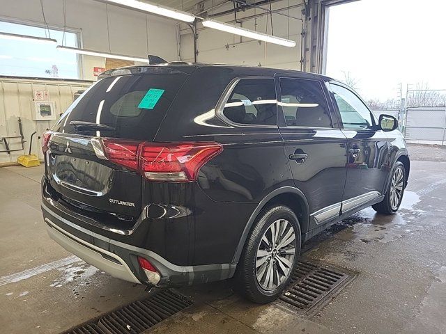 2019 Mitsubishi Outlander ES