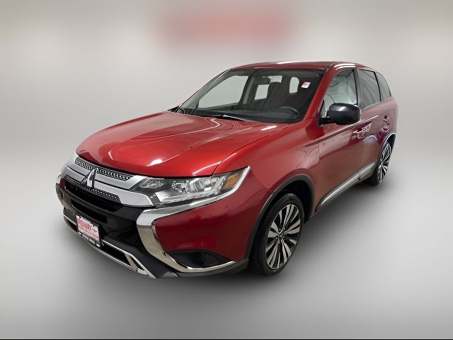 2019 Mitsubishi Outlander ES