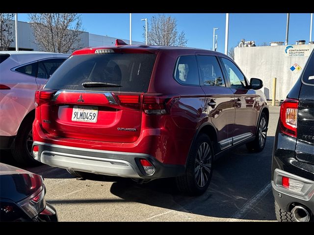 2019 Mitsubishi Outlander ES