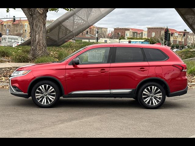 2019 Mitsubishi Outlander ES