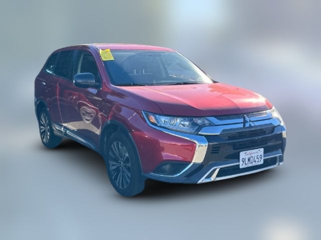 2019 Mitsubishi Outlander ES