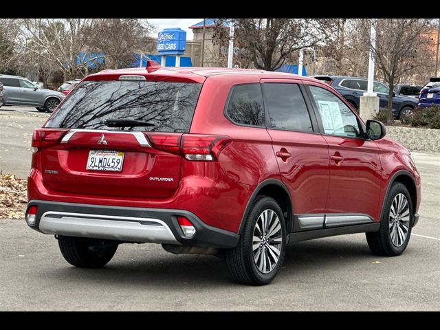 2019 Mitsubishi Outlander ES