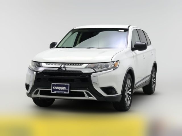 2019 Mitsubishi Outlander ES