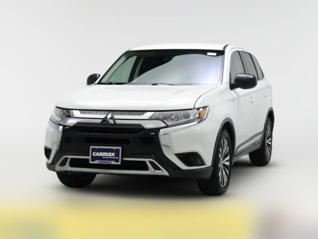 2019 Mitsubishi Outlander ES