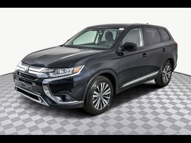 2019 Mitsubishi Outlander ES