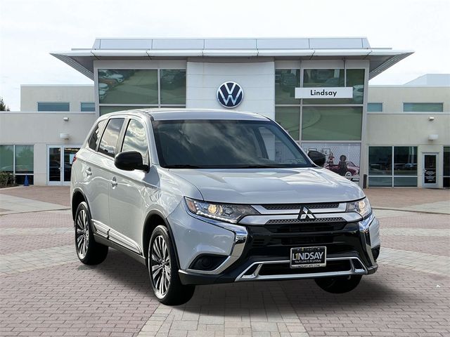 2019 Mitsubishi Outlander ES