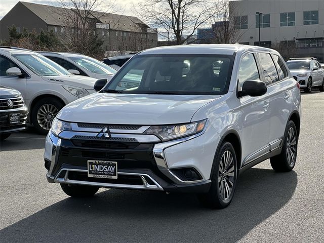 2019 Mitsubishi Outlander ES