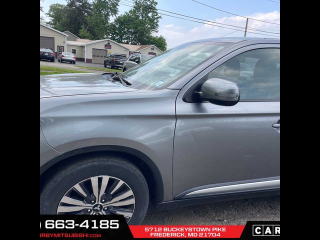 2019 Mitsubishi Outlander SE