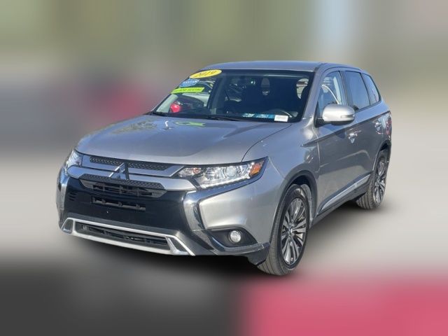 2019 Mitsubishi Outlander ES